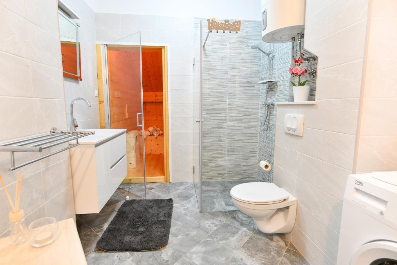 Apartment Rosenberger, Opatija Center With Parking Extérieur photo